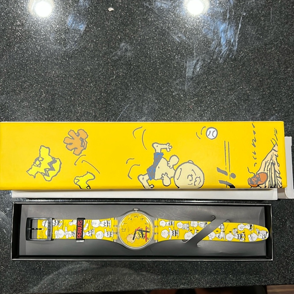 Swatch X Peanuts Charlie Brown!!!